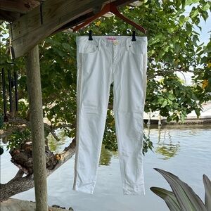 Lily Pulitzer white pants w gold trim